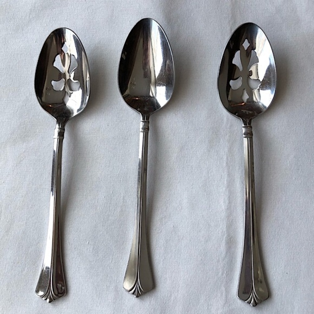Pfaltzgraff Hostess Serving Spoons: 2 Slotted & 1 Solid Ellington PFFELL VGC